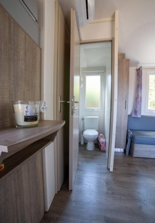 Casita - Mobil Home - Camping - Mobilhome De Particulier Dans Un Camping لا غارد-فرينيه المظهر الخارجي الصورة
